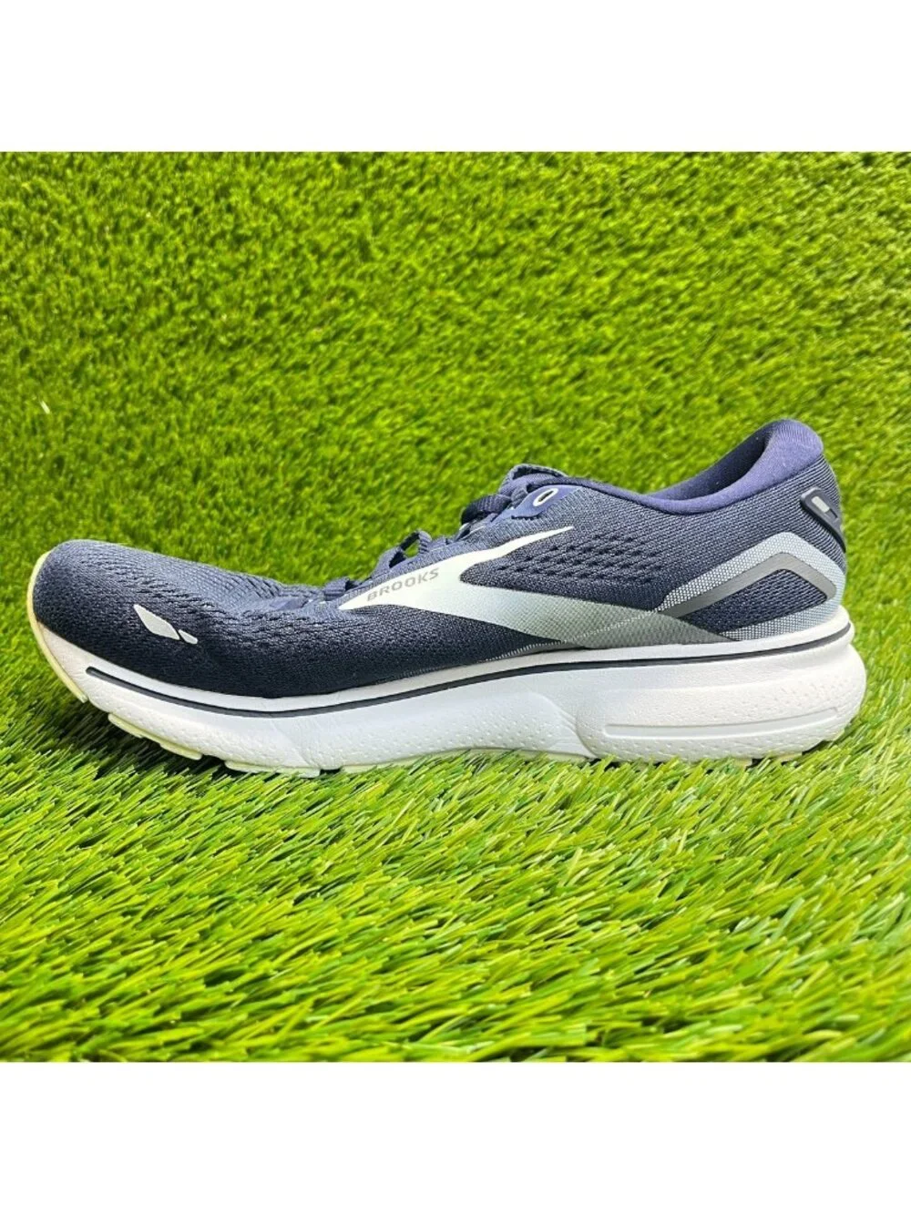 Brooks Ghost 15 Womens Size 9 Blue White Athletic Running Walking Shoes Sneakers